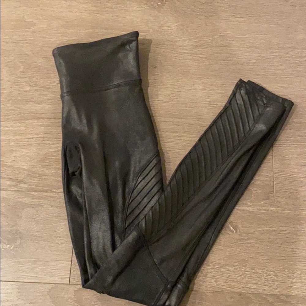 BRAND NEW SPANX moto leggings